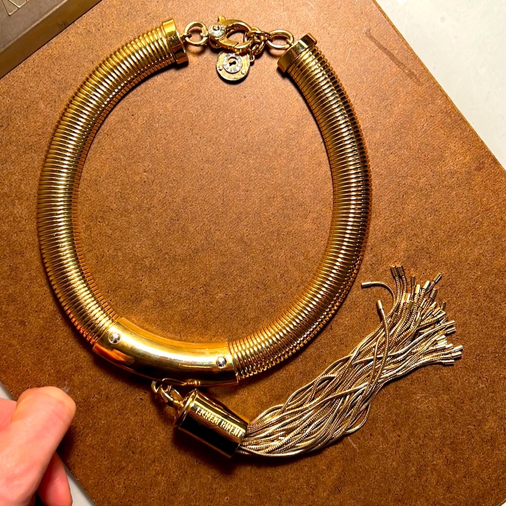 Henri Bendel chocker